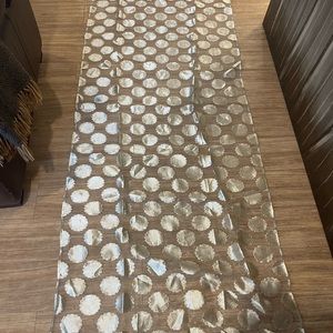 Chic Elegance: Set of 2 Sheer Curtains with Gold Medallion Design